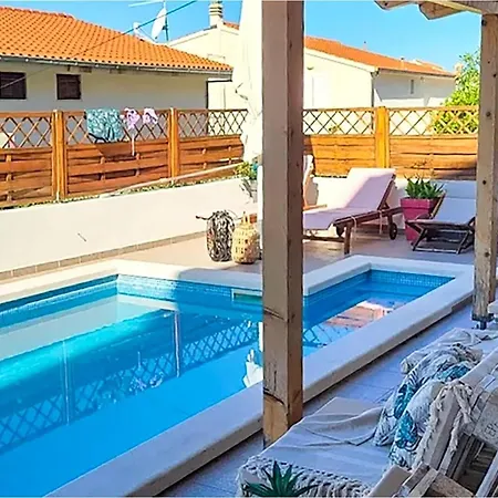 1 Bedroom Amazing In Hvar アパート